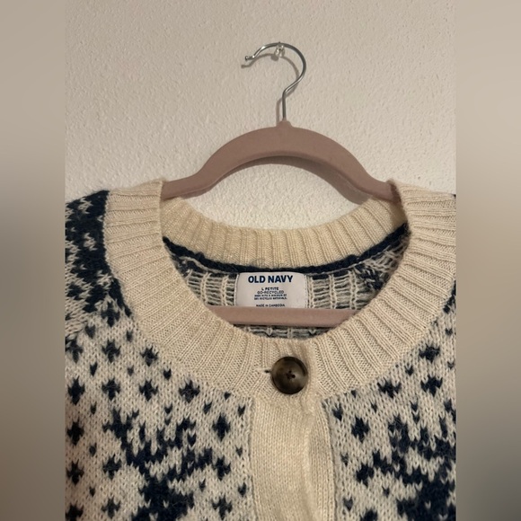 Old Navy Fair Isle Cardigan Sweater - Picture 5 of 9